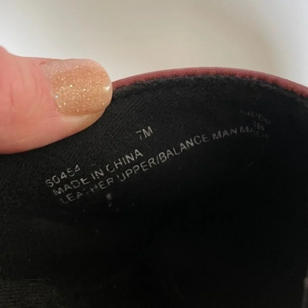 Clarks Leather Clogs Burgundy  Red SlipOn Comfort OrthoLite Footbed Women Size 7 - Picture 8 of 9